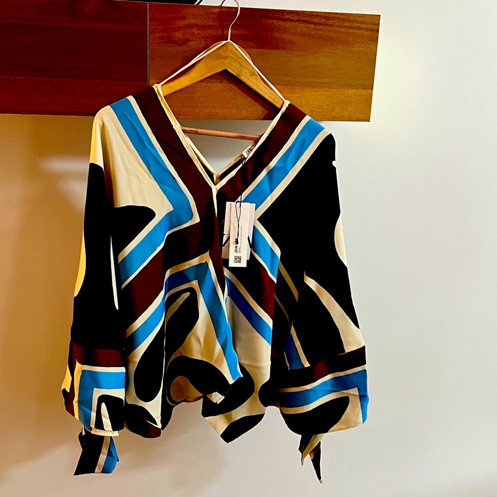 Zara Silk Blend Geometric V-Neck Flowy Top - NEW w/ tags - Size XL